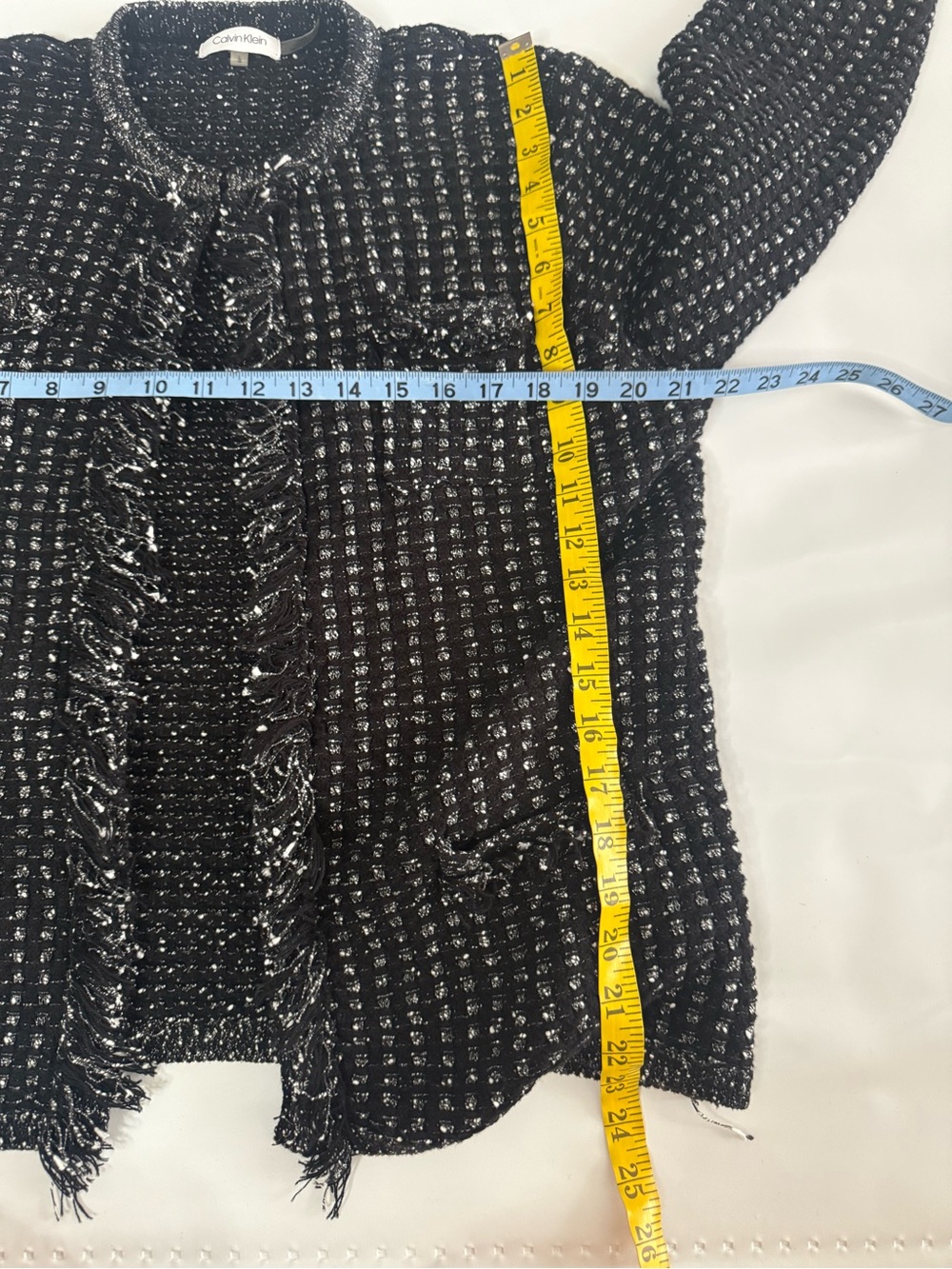 Calvin Klein Black & White Tweed sweater Jacket in size large - Picture 11 of 11